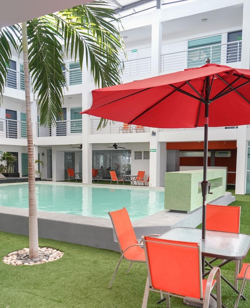 Hotel Tryp By Wyndham Chetumal Esterno foto