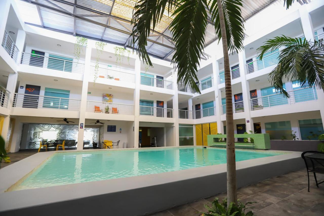 Hotel Tryp By Wyndham Chetumal Esterno foto