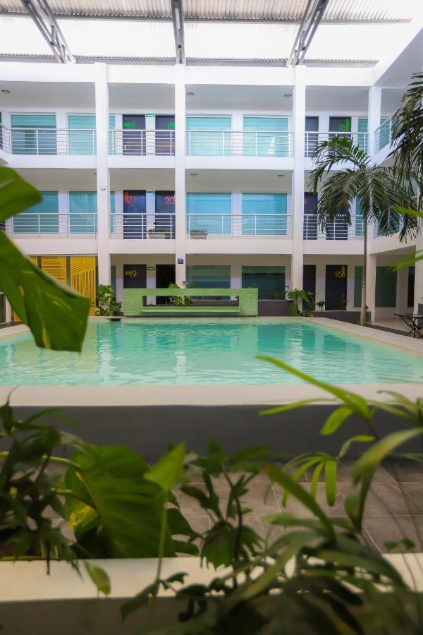 Hotel Tryp By Wyndham Chetumal Esterno foto