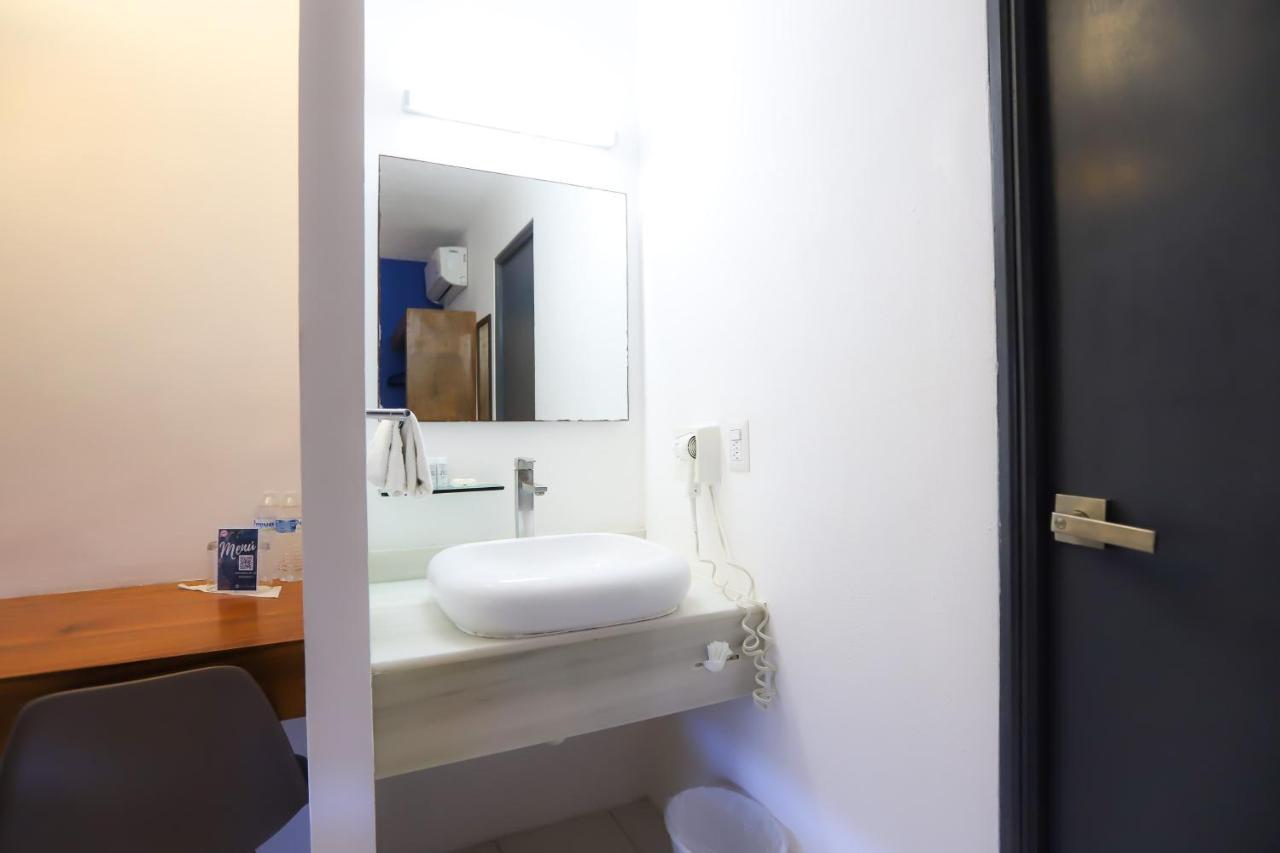Hotel Tryp By Wyndham Chetumal Esterno foto